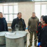 Вінницький міський голова оглянув відновлене приміщення військової частини
