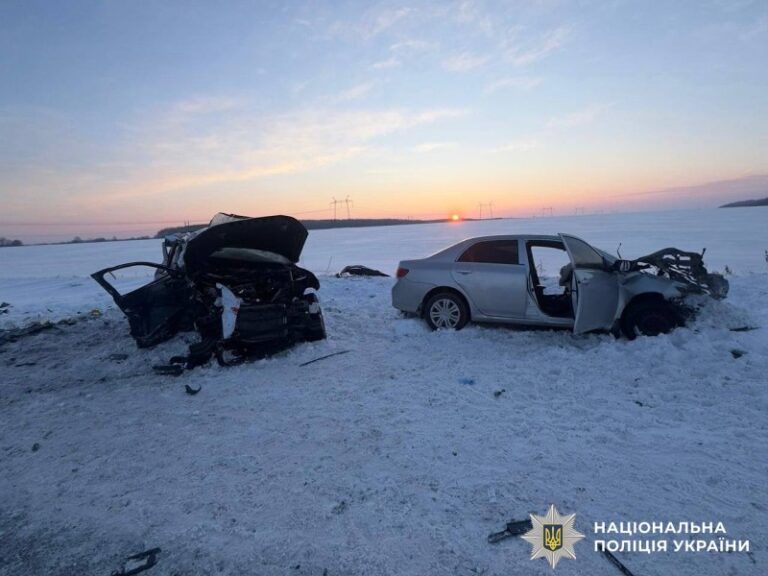 На дорогах Вінниччини сталися дві ДТП: травмувалися шестеро людей