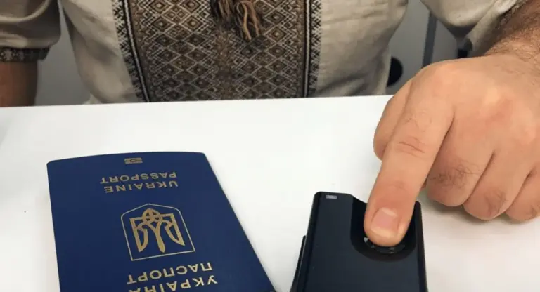 Неймовірне ім’я-рекорд: чоловік з Тернополя має найдовше прізвище в Україні