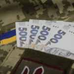 Рідна мати залишила звільненого з полону сина без копійки та даху над головою