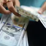 На Вінниччині гостя викрала понад сім тисяч доларів і золото в знайомих