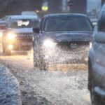 Негода суне на Вінниччину: водіїв і пішоходів закликають бути обережними