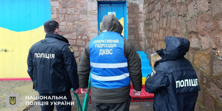 Телефонували від імені банку: у Вінниці накрили шахрайський call-центр
