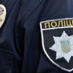 У Вінниці 17-річний хлопець вдарив поліцейського палицею по голові