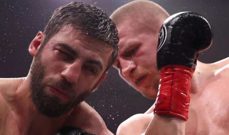Вінничанин Сергій Богачук здобув перемогу над російським боксером Раджабом Бутаєвим