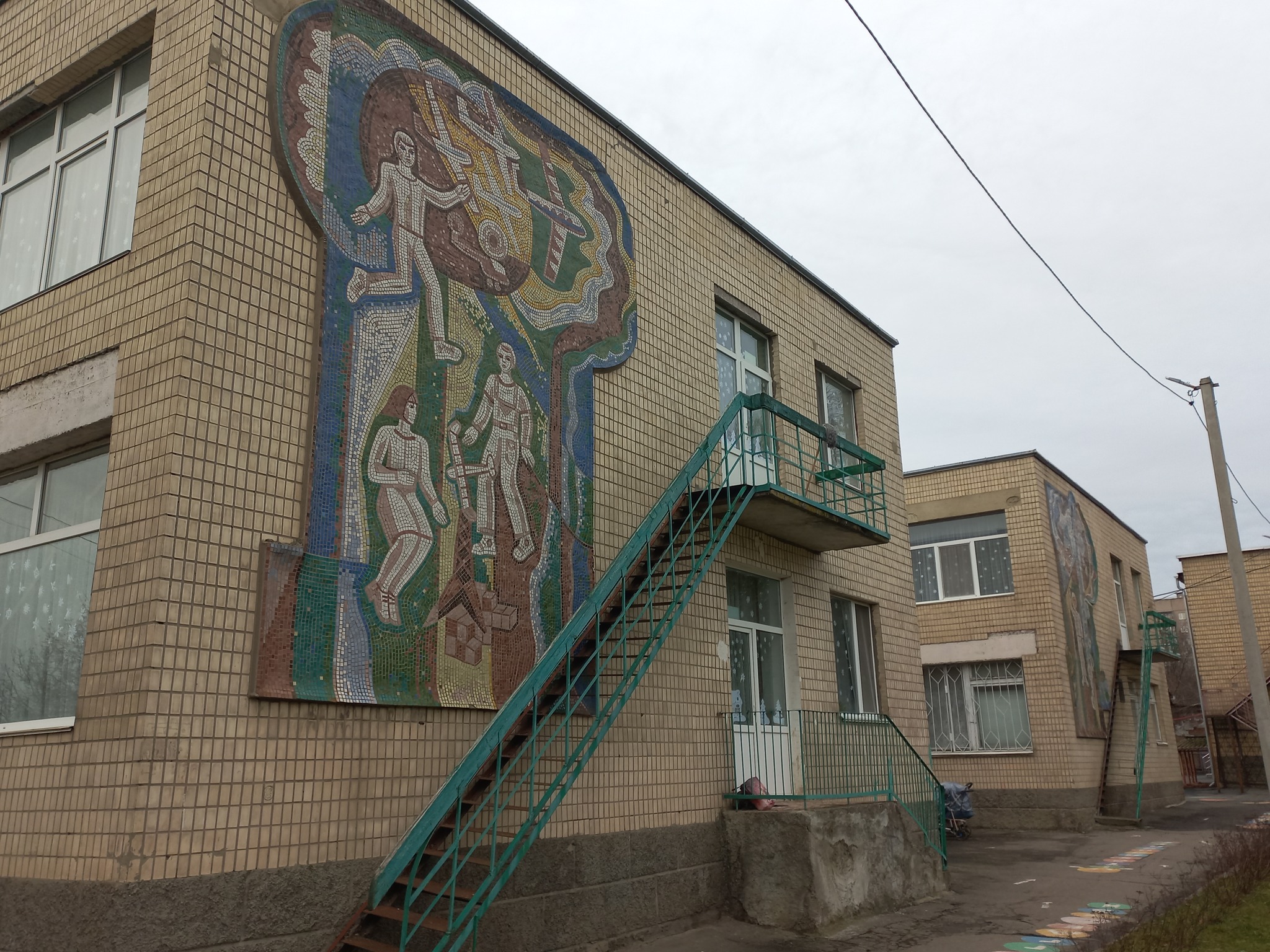 У Вінниці виявили унікальний комплекс мозаїк радянських часів