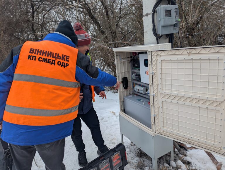 Блекаути не зупинять рух: у Вінниці модернізують світлофори