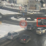 У Вінниці на круговому перехресті зіштовхнулися два авто