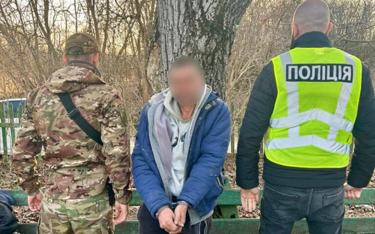 17 ножових поранень: на Вінниччині пасинок жорстоко вбив вітчима