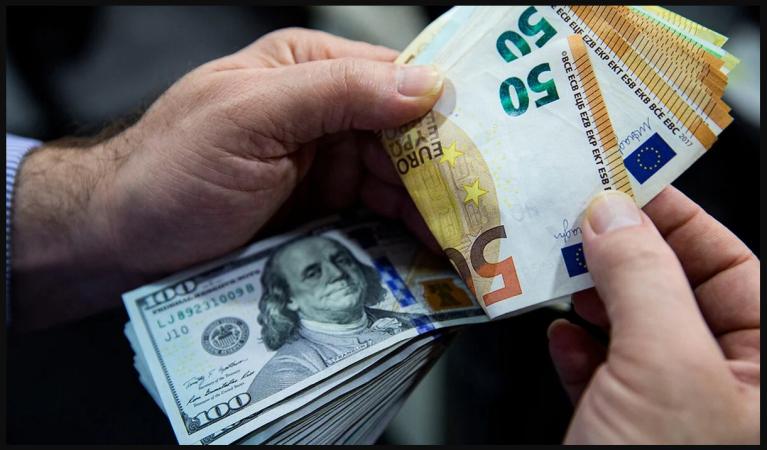 Долар та євро дорожчають: Нацбанк оголосив курс гривні на 1 квітня
