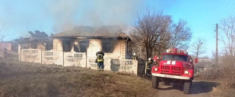 Після сварки з дружиною чоловік підпалив будинок у Теплицькій громаді