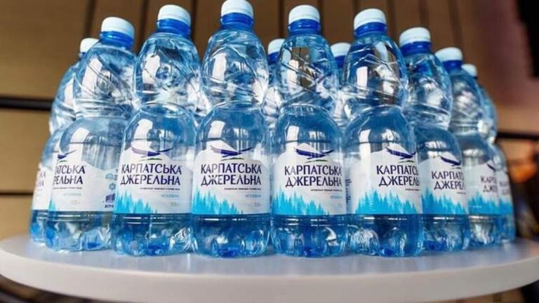 Власнику «Карпатської Джерельної» загрожує штраф за неправдиву інформацію на етикетках води