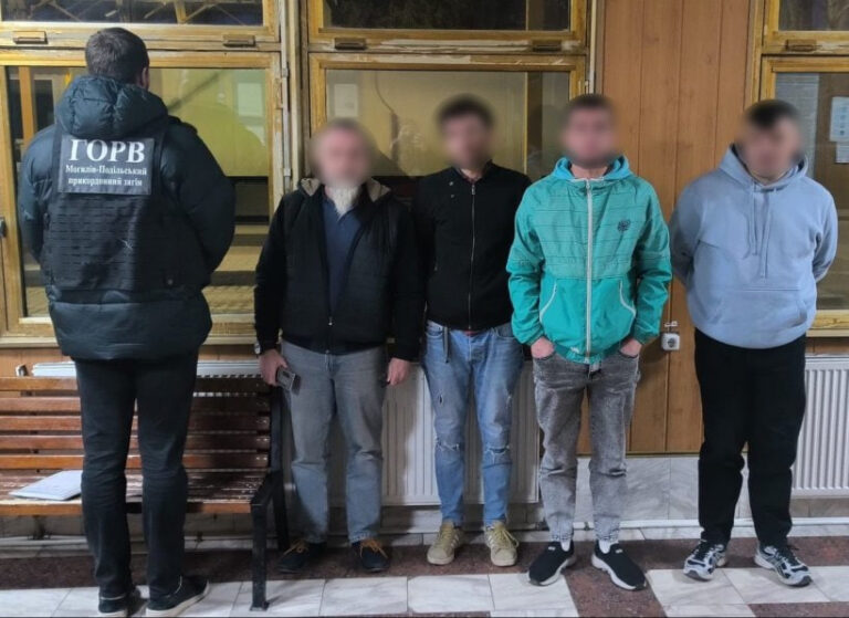 Прикордонники зірвали «службове відрядження» директора та підлеглих за кордон