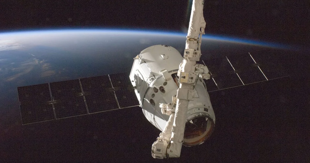 У найближчі години на Землю неконтрольовано впаде супутник NASA вагою 600 кг