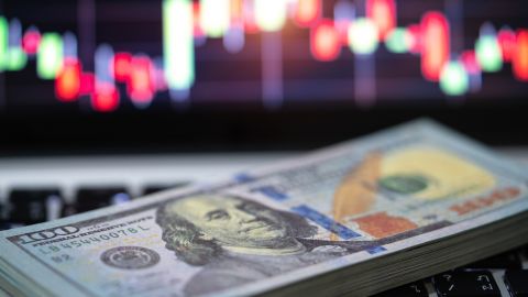 Долар і євро дорожчають: офіційний курс валют на 5 березня