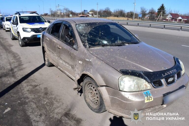 Поблизу Калинівки п’яний водій наїхав на працівника дорожньої служби