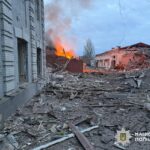 Влучання у житлові будинки та енергосистеми: наслідки нічних обстрілів росії в Україні