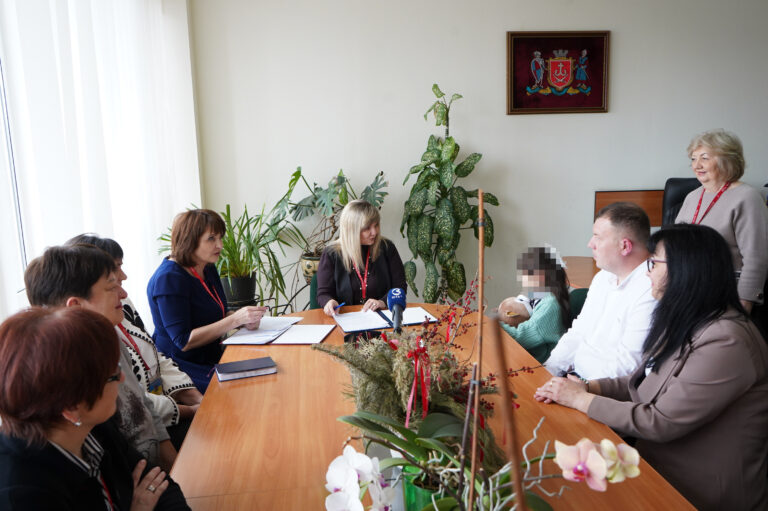 У Вінниці до родини Тишкевичів влаштували 8-річну дитину