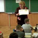 У мережі запропонували скасувати оцінки за музику, малювання і фізкультуру в школах