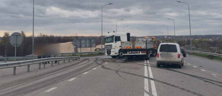 Водіям радять обирати інший маршрут: на об’їзній дорозі Вінниці трапилася ДТП