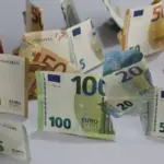 Гривня зміцнилася: долар і євро подешевшали