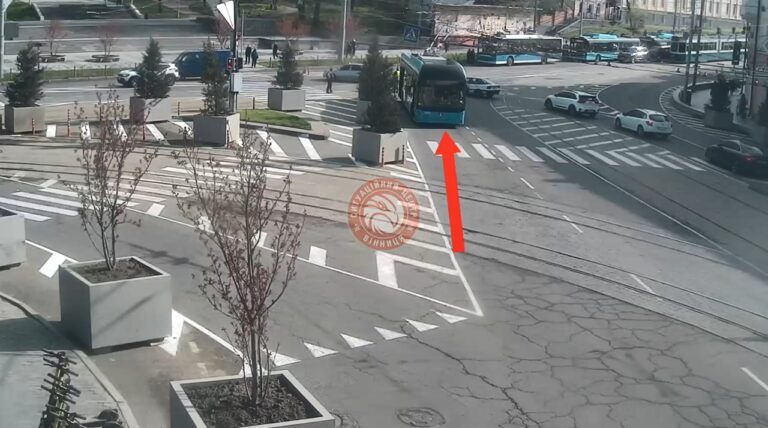 У Вінниці зупинився транспорт: що сталося на площі Калічанській