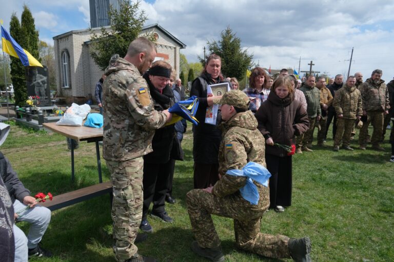 Липовеччина попрощалася з Героєм Володимиром Ковалем
