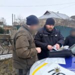 Заволодів грошима, які належали матері загиблого бійця: судитимуть вінничанина