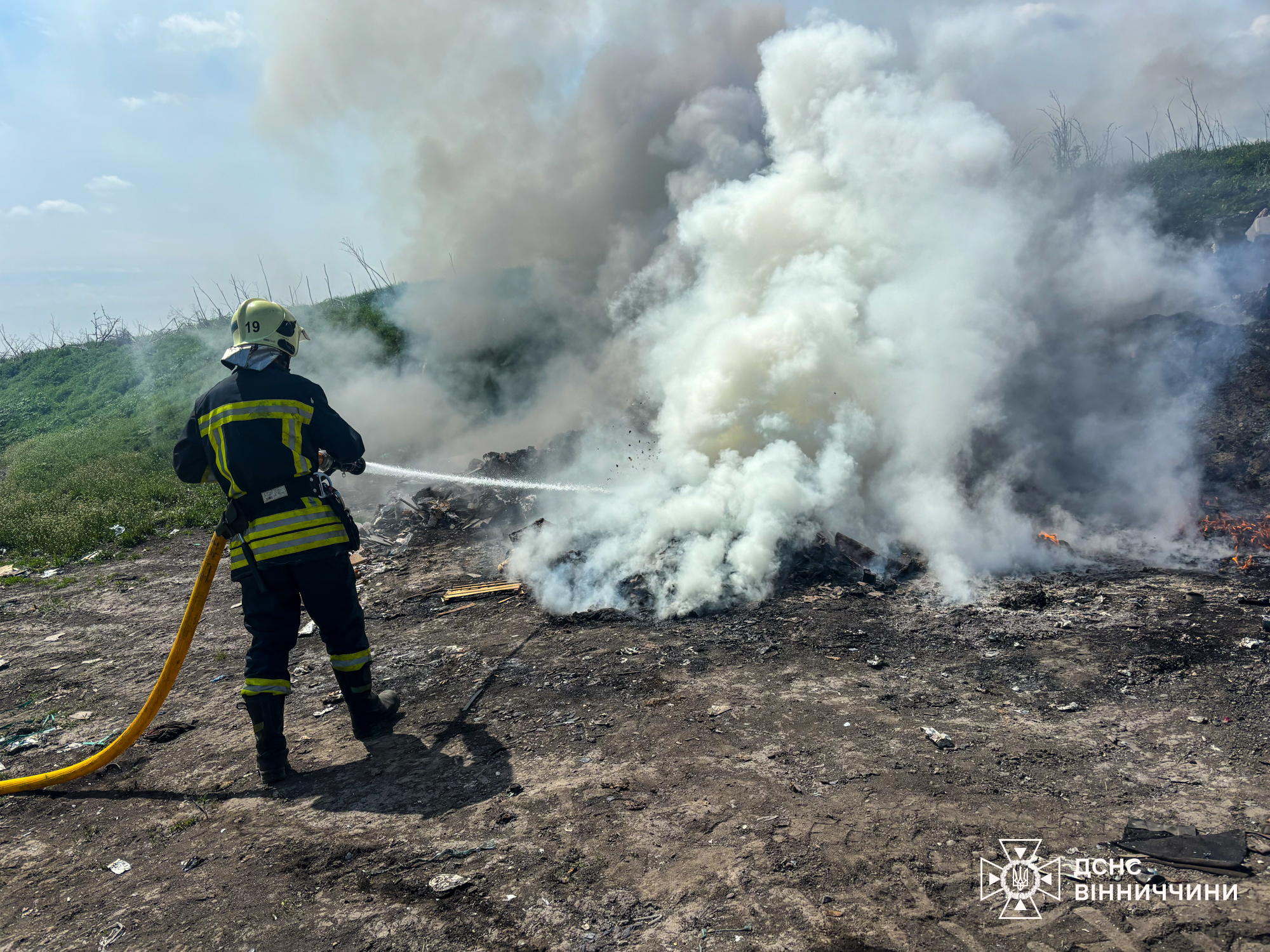Рятувальники Вінниччини ліквідували чотири пожежі впродовж минулої доби