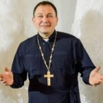 «Це гріх і небезпека для душі»: священник різко висловився про Таро та ворожіння