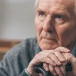 Українці старіють на 10–15 років швидше, ніж раніше: причини