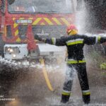 У Вінниці під звуки сирен та водяну арку провели на пенсію рятувальника Сергія Студницького