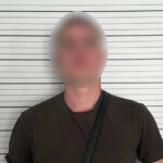 “Хотів, щоб довезли додому”: у Вінниці чоловік “пожартував” про вибухівку у банку