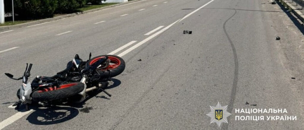 Дві аварії з мотоциклами трапилися на Вінниччині: постраждалих госпіталізували