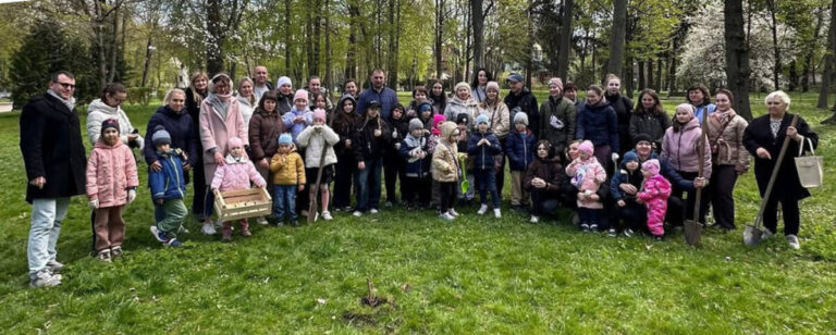Толока, що об’єднує: як родини у Вінниці разом дбають про довкілля