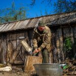 Як вінницькі нацгвардійці облаштували душ і спортзал просто неба