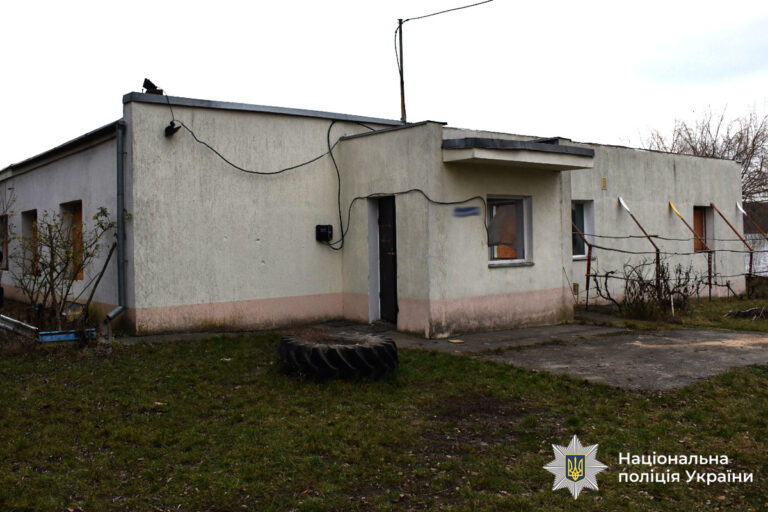 У Ладижині викрили схему заробітку на ліквідації наслідків обстрілу
