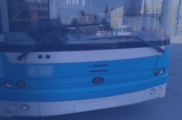 У Вінниці водій тролейбуса наїхав на 9-річного хлопчика: дитину госпіталізували