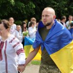 У Агрономічній громаді зустріли звільненого з полону захисника