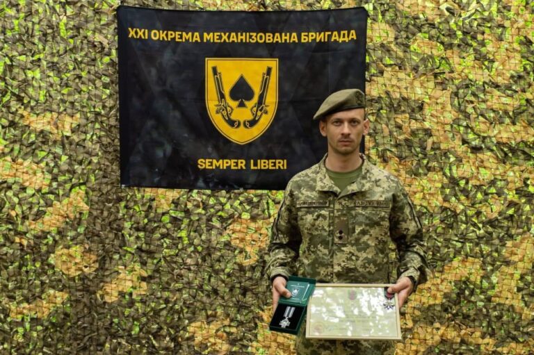 Захисник із Бершадської громади отримав дві почесні нагороди