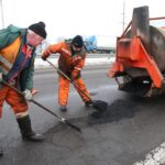 Тисячі квадратів ям зникли: що відбувається з дорогами на Вінниччині