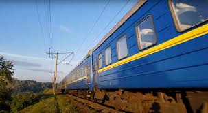 Укрзалізниця попередила про дефіцит квитків у літній сезон