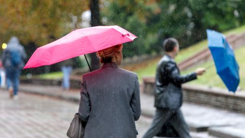 Вітер, дощ і до +23°: якою буде погода на Вінниччині 18 травня