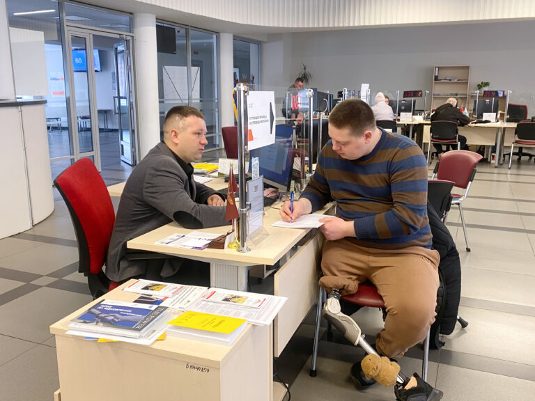 У Вінниці пораненим військовим виплачують по 10 тисяч гривень