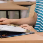 Суперечка через дивний конспект з літератури: чому вчительку спантеличив зошит школяра