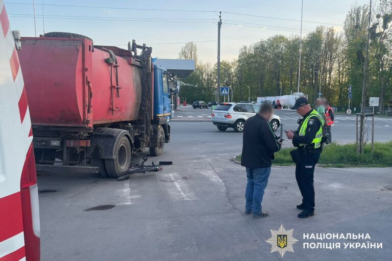 У Вінниці вантажівка збила 72-річного чоловіка
