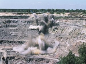 Жителів Вінниччини просять зберігати спокій через заплановані вибухи у селі Могилівка 4 травня