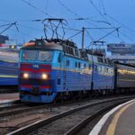 На Жмеринському напрямку тимчасово змінили рух електричок через ремонт колій