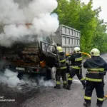Вантажівка з зерном спалахнула на ходу: деталі інциденту у Гайсинському районі