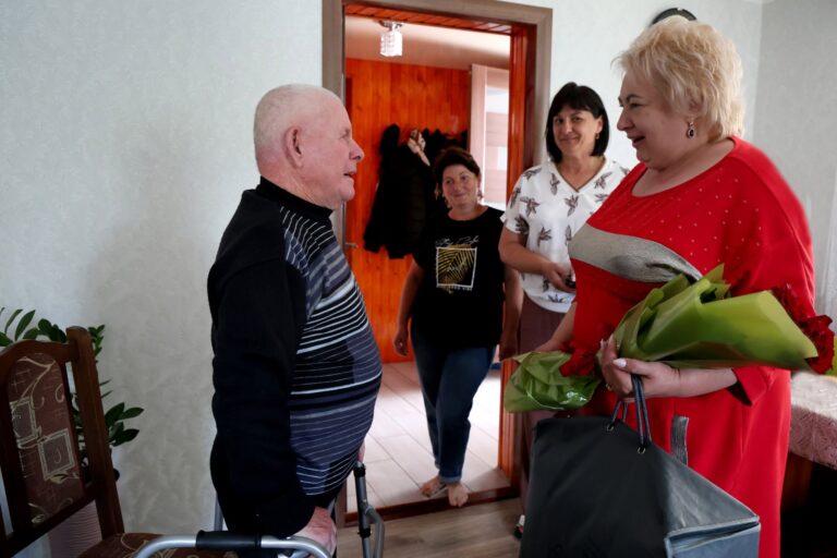 Воював, працював та виховав дітей: у Іллінецькій громаді 90-річчя відсвяткував Михайло Щербанюк